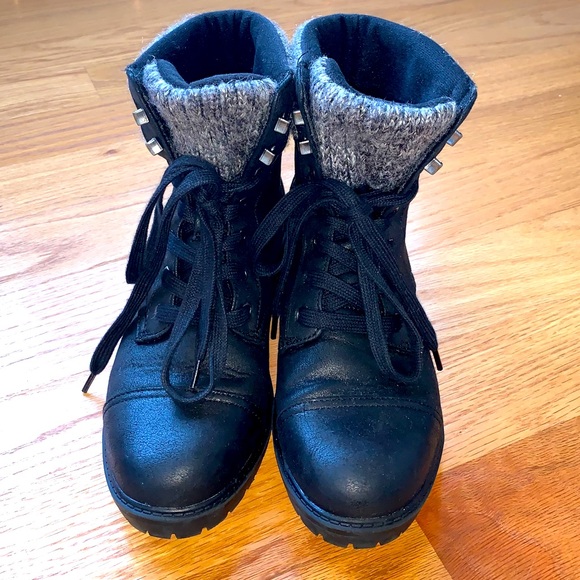 UNIVERSAL THREAD WOMENS ANKLE BOOTS - Picture 4 of 7